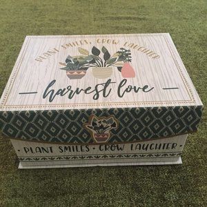 Decorative Box with Summer/Spring Theme (10"W x 5"H x 8"D) Keepsake Box New